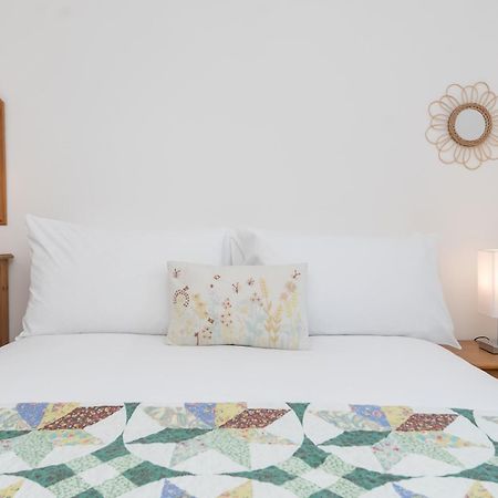 Pass The Keys Spacious Family Home With Parking バース エクステリア 写真