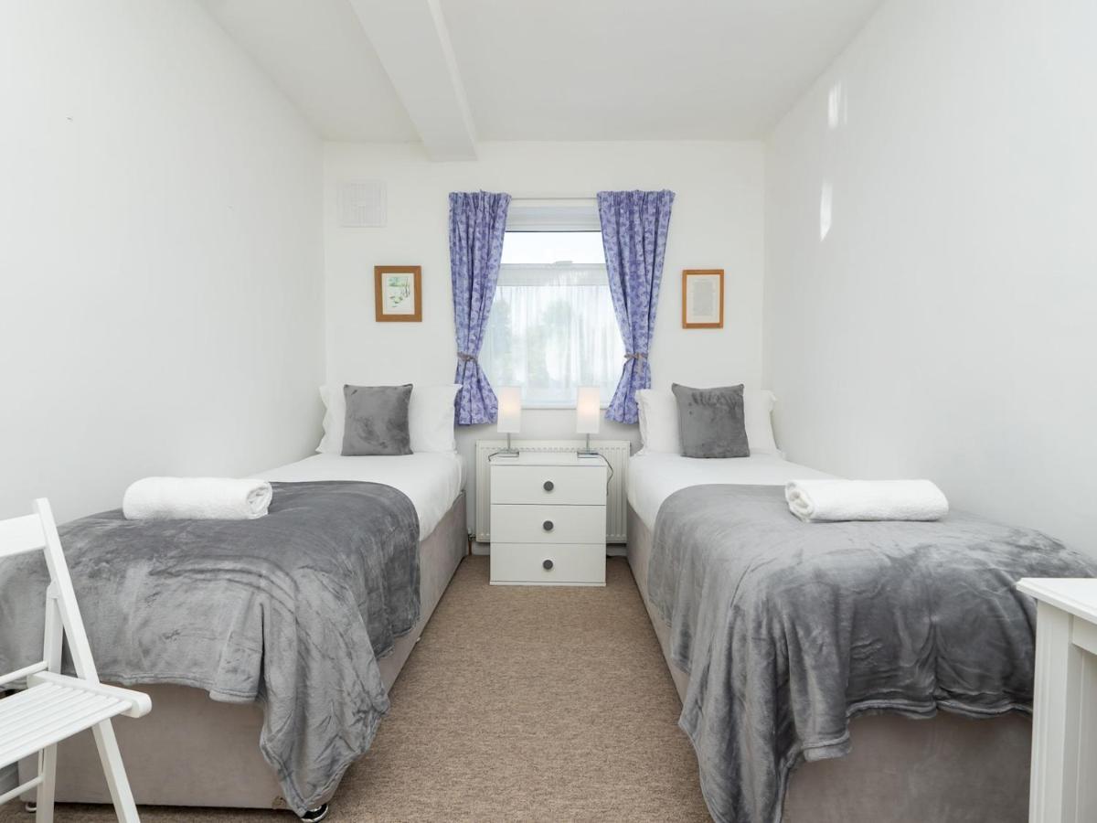 Pass The Keys Spacious Family Home With Parking バース エクステリア 写真