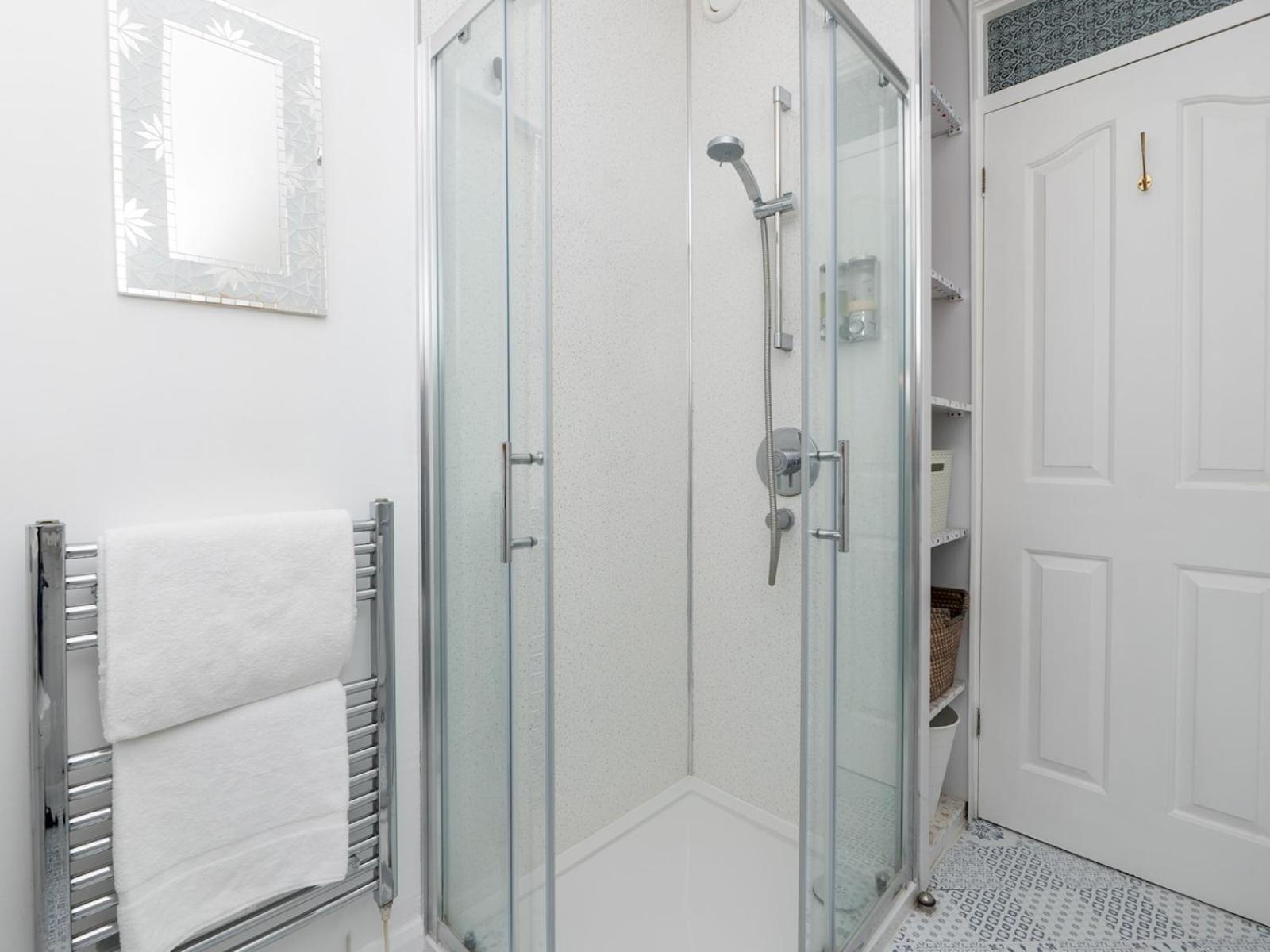 Pass The Keys Spacious Family Home With Parking バース エクステリア 写真